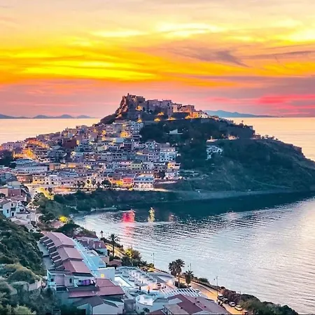 Lu Bagnu アパート カステルサルド