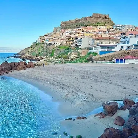 Lu Bagnu アパート カステルサルド