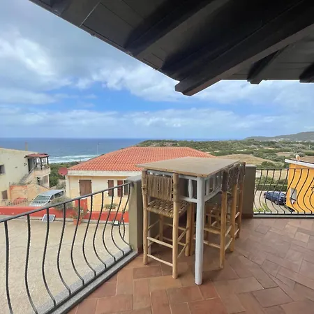 アパート Lu Bagnu カステルサルド